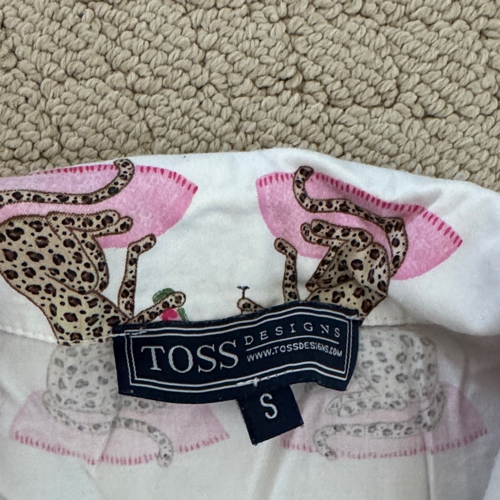 Toss Designs Leopard Print champagne pajama Shirt - White and Pink - Picture 2 of 3